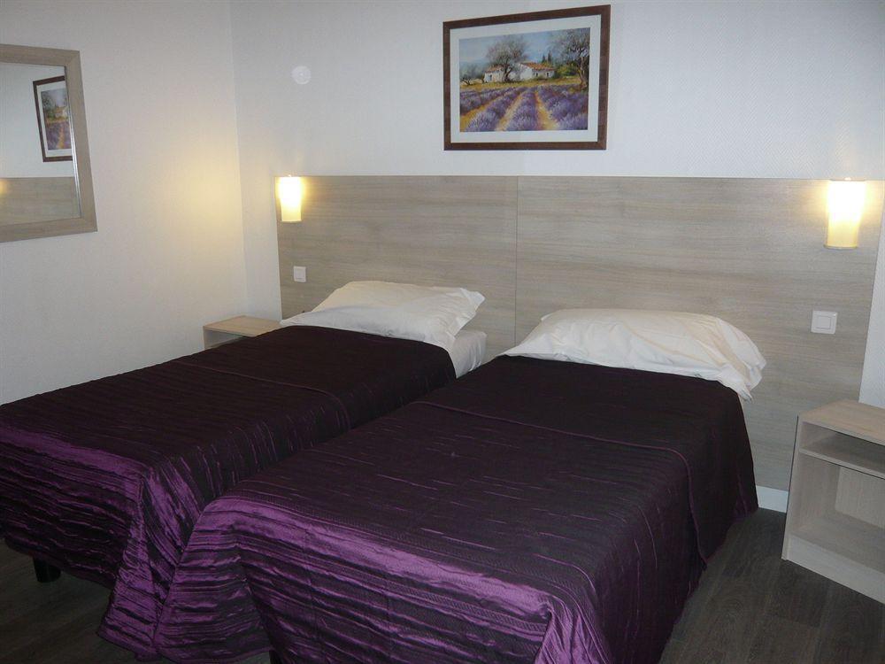 Parisien Hotel 2*
