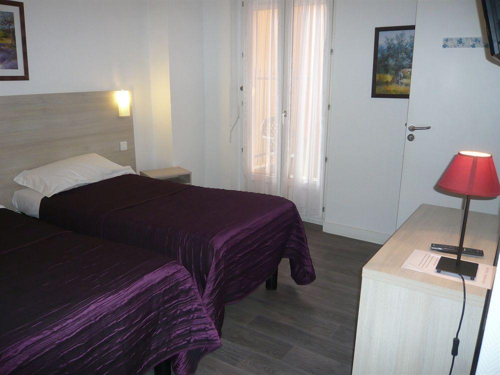 Parisien Hotel 2*